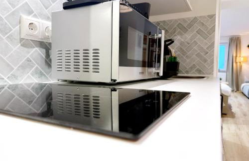 Gemütliches 2 Zimmer Ambient Apartment mit Queensize-Bett , Etagenbett& Schlafsofa in Alsternähe - Foto 18