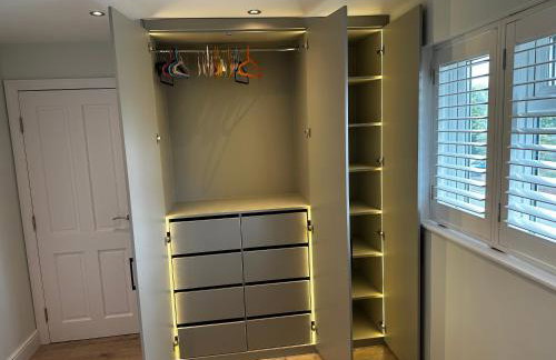 Luxury West London 3BR House, Cul De Sac - Foto 31