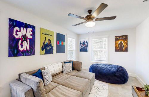 Brand new home with open layout, office, & great location - dog-friendly - Foto 6