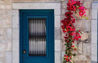 AV Suites - Vivian - Photo 1