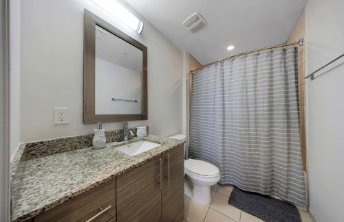 Isla Blue in DTWN 3 Min From Las Olas - Photo 7