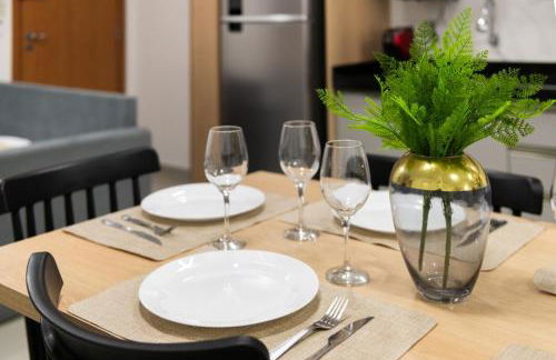 Central novo 2 quartos com Ar- Q e F home office - Foto 2