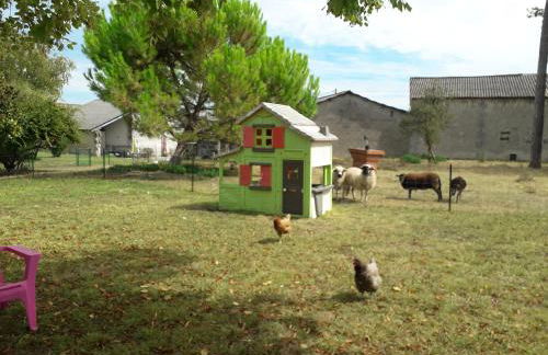 Petit gîte La vigne est belle - 2 étoiles- Sud Charente - Foto 16