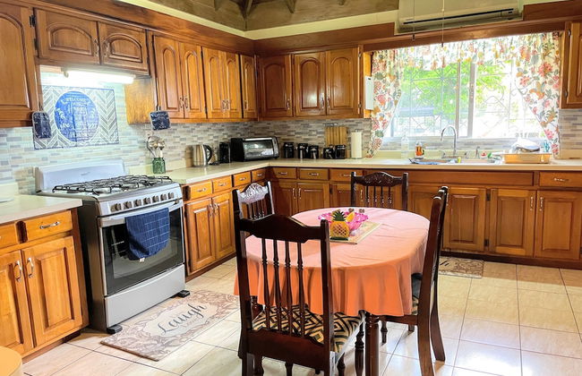 Yancey Largo Villa Perfect Jamaica Ironshore Getaway w Private Pool and Onsite Staff Services by RedAwning - Photo 29