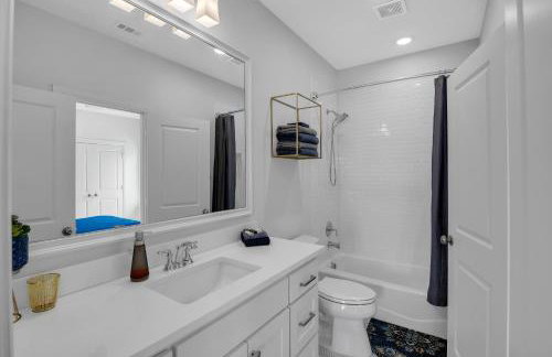 Modern 3BR in Bishop Arts - Walk to Shops & Dining Duplex - Foto 29