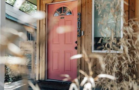 Authentic ATX Gem with Cowboy Pool, Vibe with Downtown & Local Eateries - Foto 23