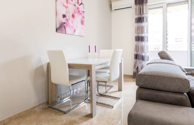 JOIVY Milano Fiera Cozy & Elegant Apartment - Photo 16