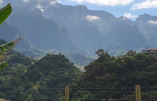 CASA GIRASSOL " uma Janela para o Nascer do Sol " - Foto 24