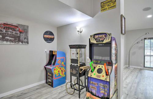 Families Welcome! Garland Home with Game Room - Foto 6