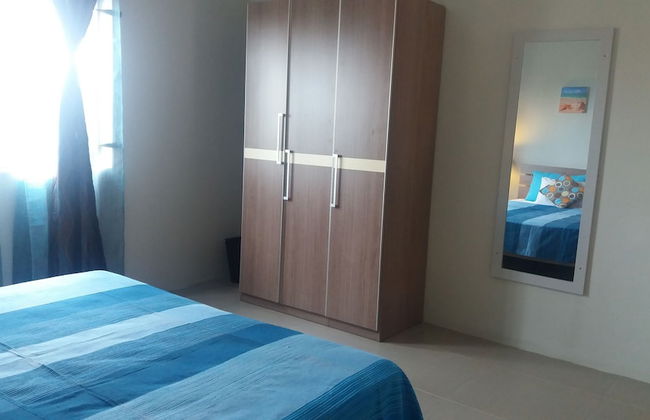 Sunny Private First Floor 1-br Beach Apartment With Spacious Balcony, Pool, Wifi - Photo 4