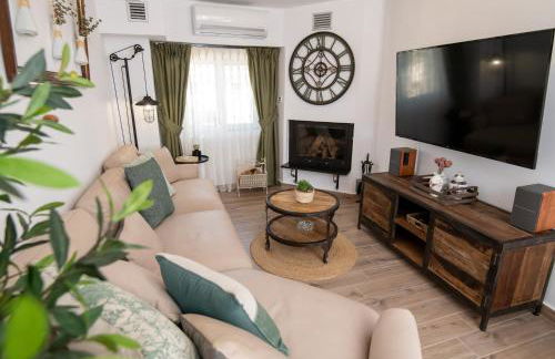 Stoa Luxury House with Unique Jacuzzi Room - Foto 12