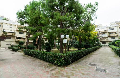 Trani with view - roomy apartment with balconies - Foto 32