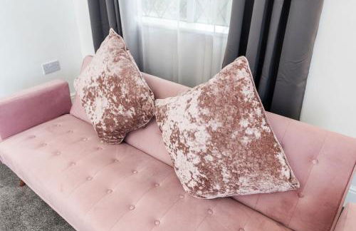 Northfield Cottage, Games & Arcade Room, Dog Friendly HS2, NEC, BHX, M42, Family Gatherings, Contractors, Hot Tube Hire Optional - Foto 62