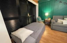 Waikiki Escape King Bed Pool Walk to Beach - Foto 16