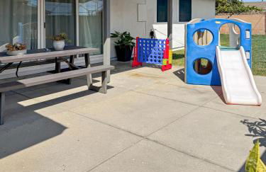 Modern Home for Large Families by Disney & Knotts - Foto 14