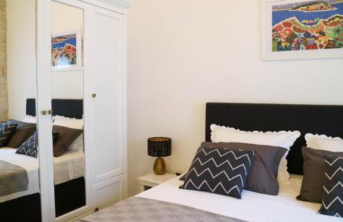 Sessa's Palace - Photo 17