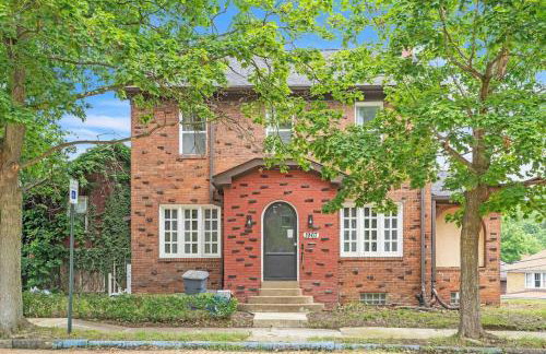 Where Classic Charm Meets Modern Serenity - Foto 8