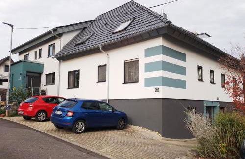 moderne Ferienwohnung mit Balkon - Foto 1