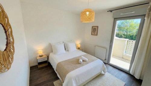 Lumen Chartrain - appartement proche centre-ville, balcon et parking - Foto 2, towels