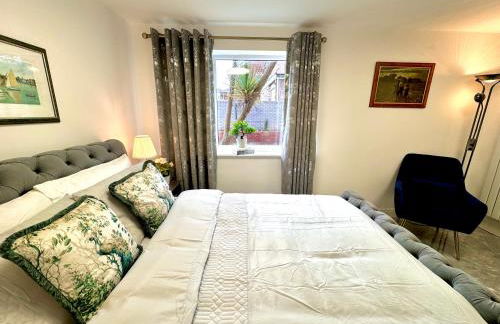 Lux 7 Bedroom residence - Photo 24