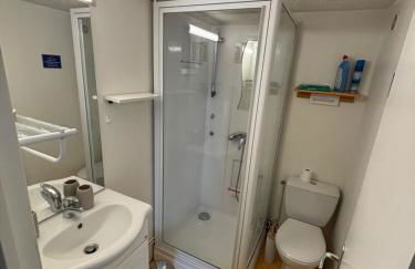 Duplex rénové dans résidence privé proche de toutes commodités place de parking inclu - Foto 10