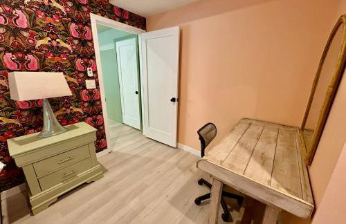 CUTE 1 BR Basement Apt Near Shops, Park - Foto 6