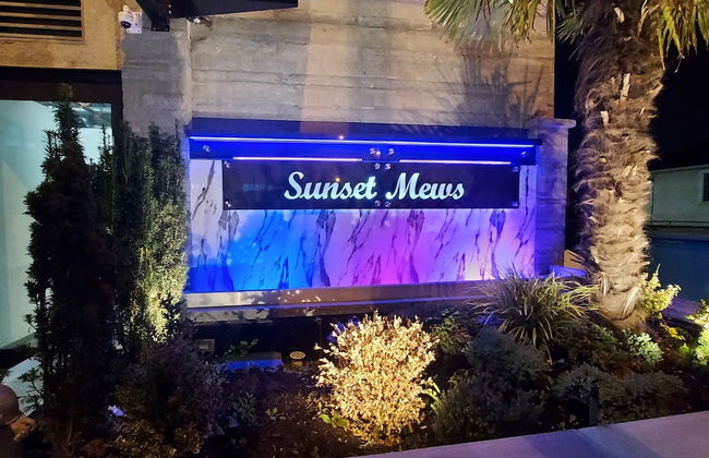 Sunset Mews Luxurious 3 Bed Townhouse - Photo 48