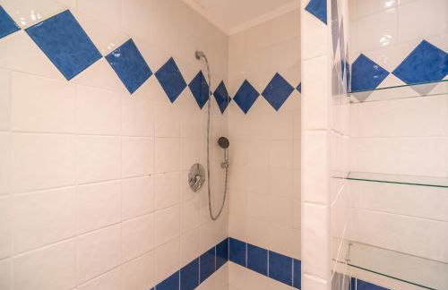 Elegant Seaside Villa in Èze - Foto 27