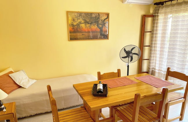 Spiros Apartments - Agios Gordios Beach, Corfu, Greece - Foto 4