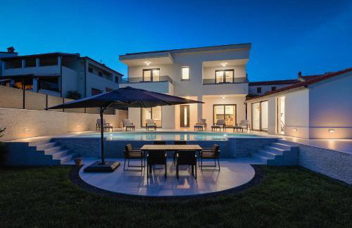 Villa Cascada - Foto 2