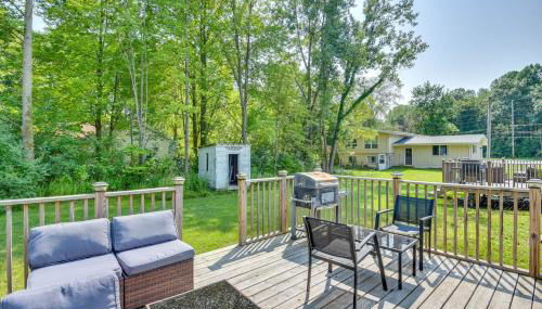 2 Mi to Warren Dunes Sawyer Apartment with Deck! - Foto 3