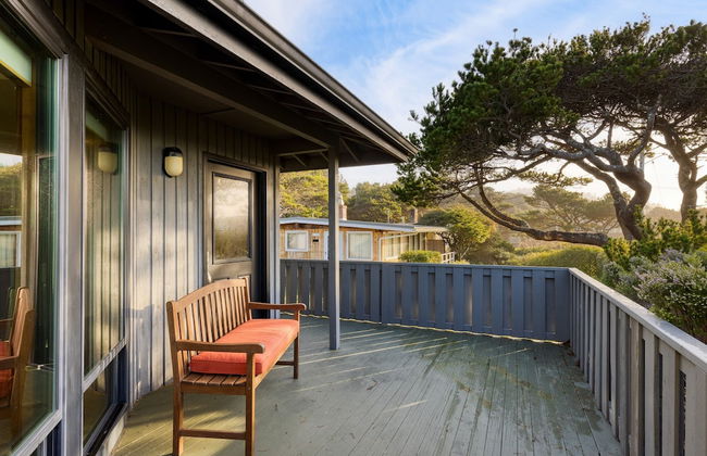 Half Block to Beach w Oceanview Patio Balcony The Shore Pine by Avantstay - Foto 33