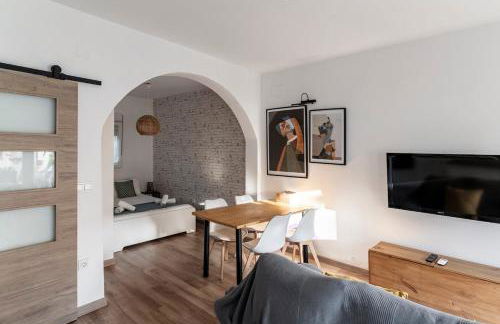 Apartment with a large patio - Foto 23