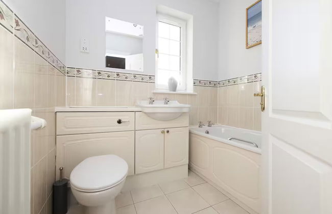 Modern Flat with Free Parking - Foto 15