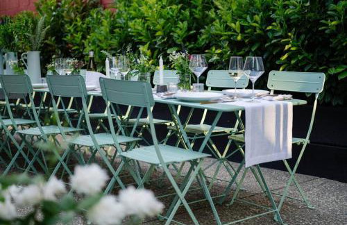 Historic Cottage + Modern Luxury • Walk to Capitol - Foto 42