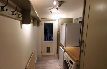 5 bedroom, recently renovated house close to Hastings Beach - Foto 15