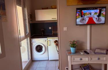 Meublé classé Carmes , entrée autonome, wifi, climatisé, petit parking privé - Foto 14