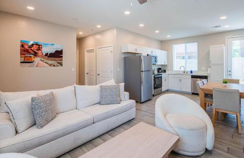 Serene 2BR Home with Premium Beds - Foto 65