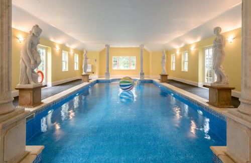 Northolme Hall - Photo 1