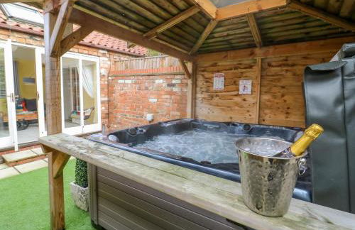 The Old Wagon Shed - Photo 23