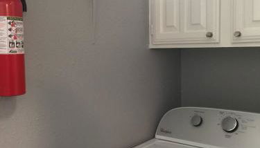 1BD Condo Pool South Irving I40 - Foto 3