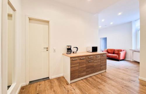 Tolstov Apartments - 1 or 3 Room Apartments - 20 Min Messe DUS and Old Town DUS - Foto 41