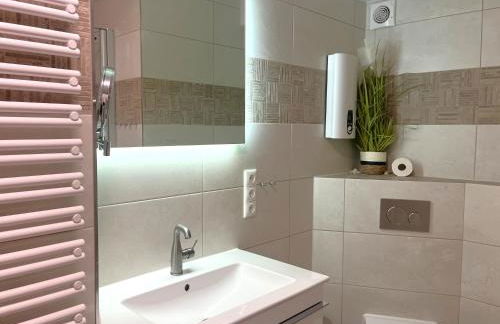 Skriien Mö TOP-Fewo 4 Sterne 5 Min zum Strand Balkon 2 SZ TG Zentrum - Foto 21