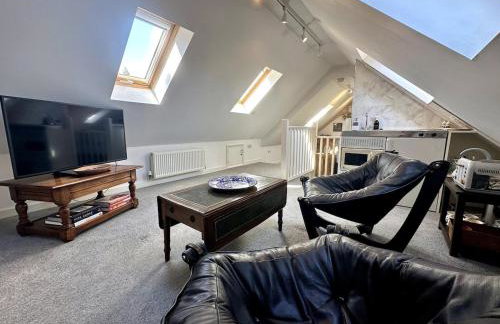 Modern Loft, spectacular grounds, pool & hot tub - Foto 23