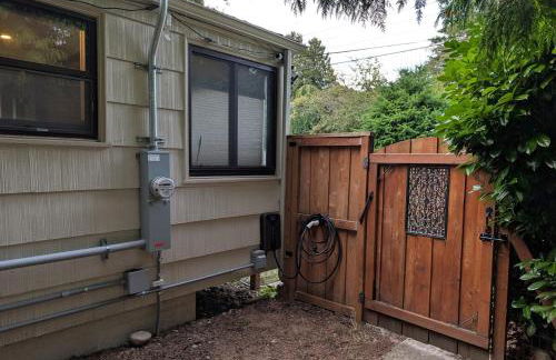 Entire ADU with hottub - Foto 20