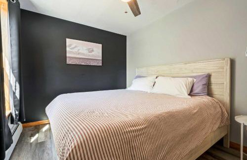 Lakefront Home with Private Beach Access & Hot Tub - Foto 65