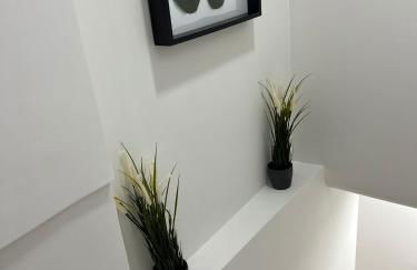 SKY HOUSE LUXURY - Photo 7