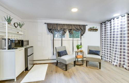 Updated Cabin with 2 Suites, Fire Pit and Forest Views - Foto 16