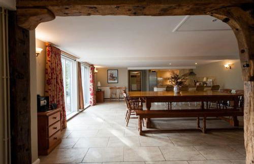 Marshlands House, Sleeps 16 - Country barn with hot tub - Foto 6
