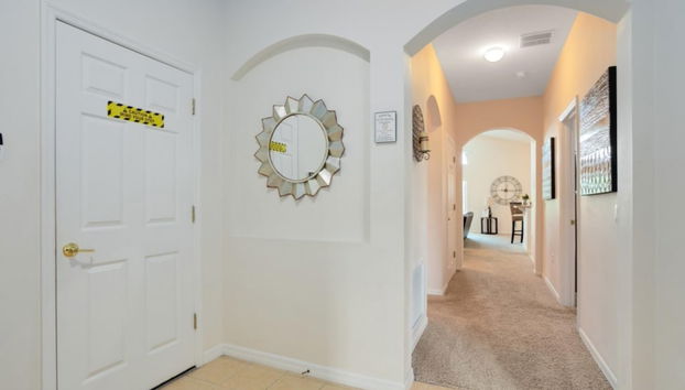 Beautiful 4 Bedroom 3 Bathroom pool & spa Villa villa - Photo 2, Chambre